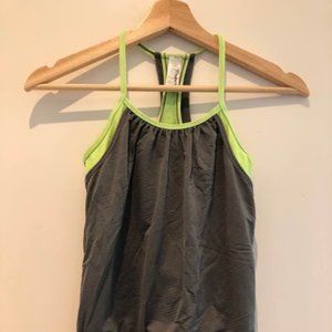 IVIVVA Tank Top by Lululemon Girls double Dutch!